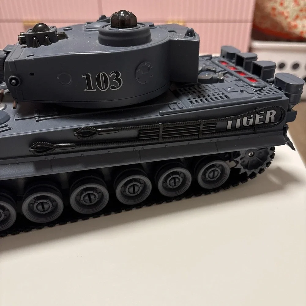 Tiger 103 Tank Interactive Battle Zegan New Battery No Controller